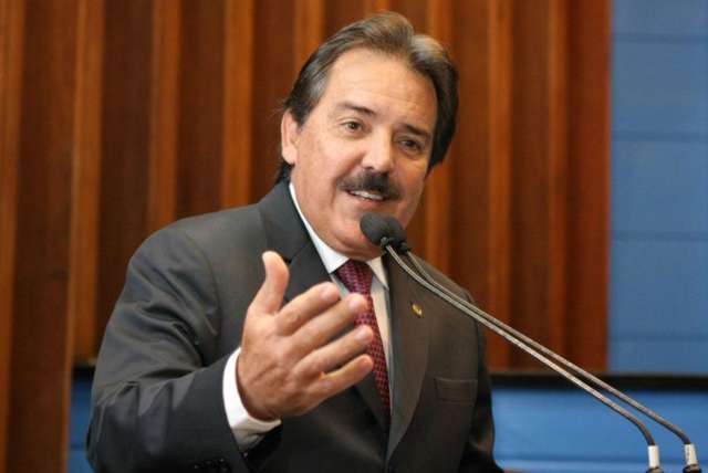 Por 8 votos a 4, TJ anula aposentadoria e barra Arroyo no Tribunal de Contas