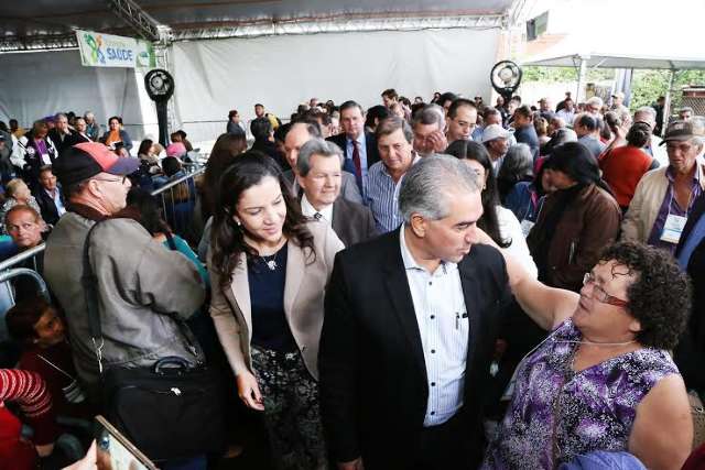 &quot;Lugar de corrupto &eacute; na cadeia&quot;, diz governador sobre Lama Asf&aacute;ltica