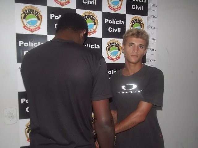 Jovens s&atilde;o flagrados refinando pasta base dentro de boate em Sonora