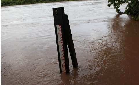 Chuva forte eleva nível do Rio Taquari em 1,38 metro