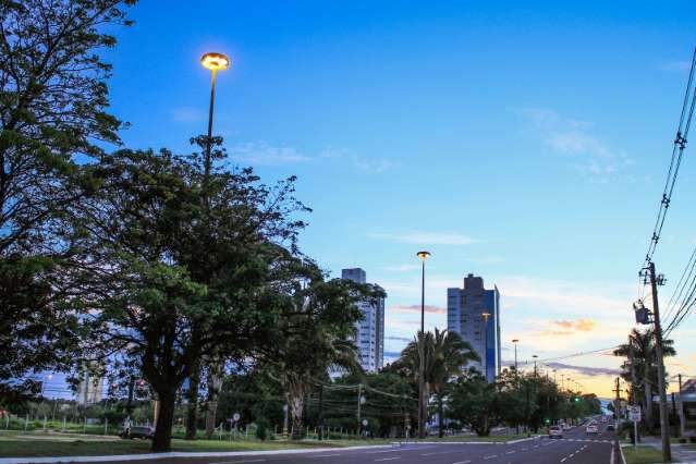 Ter&ccedil;a-feira com previs&atilde;o de chuvas e m&aacute;xima de 37&ordm;C em MS