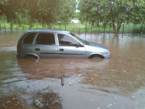 Cidades registram metade da chuva esperada para o m&ecirc;s em um dia
