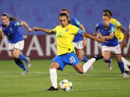 Brasil perde por 2 a 1 na prorrogação e dá adeus à Copa Feminina de Futebol 