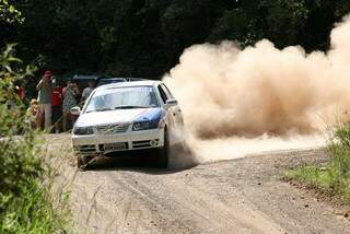 Rally premia competidores mais regulares em carros originais