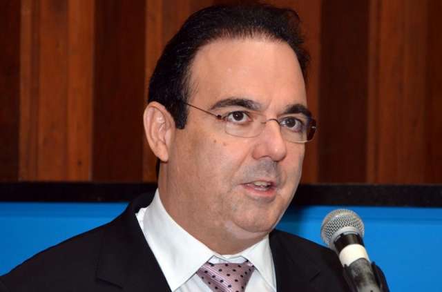 Projeto impede que bancos se recusem a receber contas p&uacute;blicas