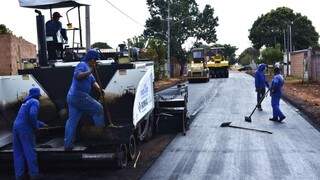 Secretaria Municipal de Infraestrutura anunciou novas frentes de pavimentação e drenagem em bairros com investimento de R$ 280 milhões (Foto: Sisep/Divulgação)