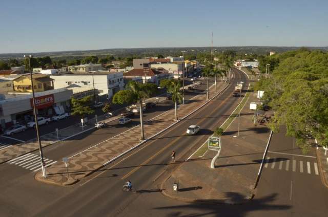 Na cidade do novo milion&aacute;rio, planos para dinheiro movimentam feriado