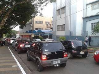 Em frente ao colégio Dom Bosco, situação foi amenizada com entrada criada na 13 de Maio (Foto:  Aliny Mary Dias)