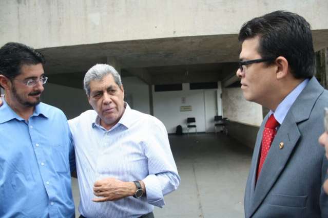 Olarte v&ecirc; queda de arrecada&ccedil;&atilde;o municipal e pede socorro para Puccinelli