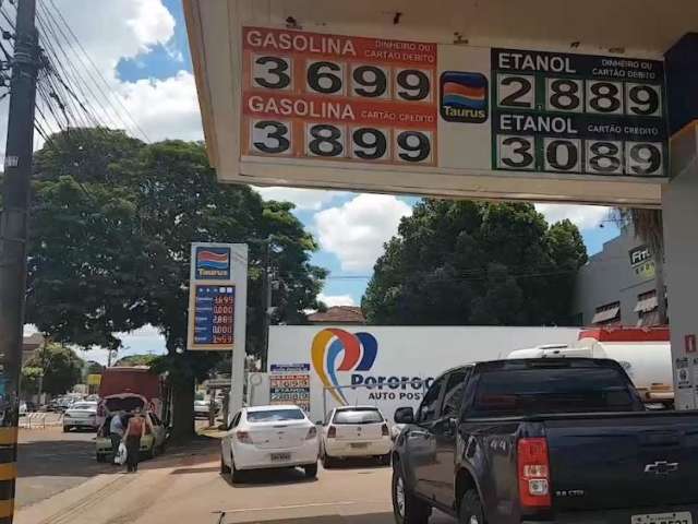 Com gasolina 11,28% mais cara este ano, qualquer promo&ccedil;&atilde;o gera fila