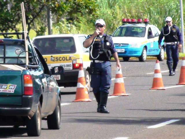  Sete adolescentes s&atilde;o detidos por dirigir sem CNH no Carnaval em Campo Grande
