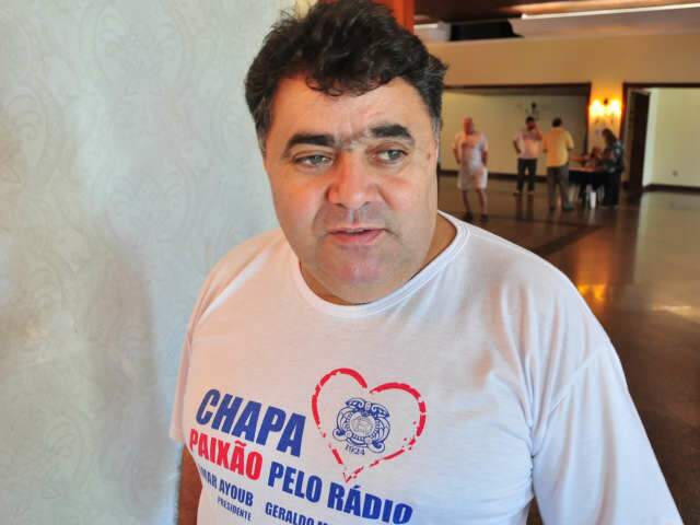 Omar Ayoub &eacute; reeleito presidente do R&aacute;dio Clube
