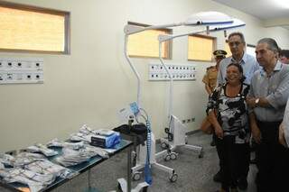 Durante visita, Reinaldo anunciou melhorias para a saúde. (Foto: Jessica Barbosa/Notícias MS)