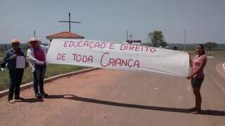 Assentados reivindicam mais transporte escolar rural (Foto: Divulgação/ PMRv) 