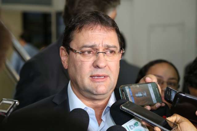 Empres&aacute;rios pedem aumento do teto do Simples e al&iacute;quota do diesel em 12% em 2016