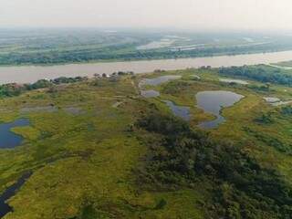 Comunidade do Taquari dentro do Pantanal pede solução que garanta sobrevivência da região. (Foto: Instituto Agwa/Reprodução)