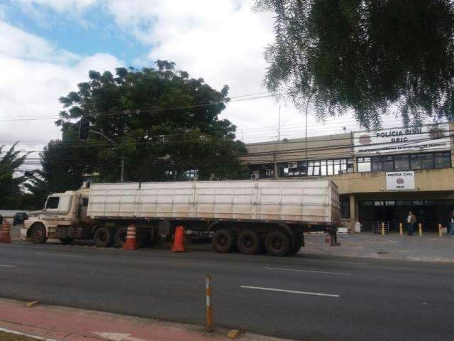 Pol&iacute;cia de SP apreende meia tonelada de maconha que passou pela Capital