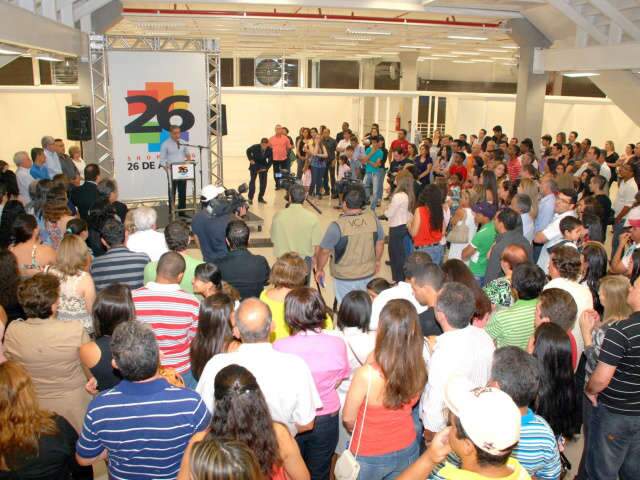  Shopping 26 de Agosto entrega pr&eacute;dio para lojistas 