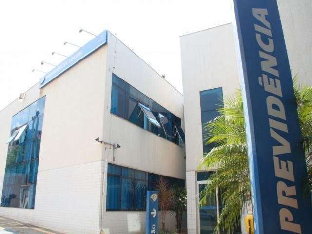 Aposentados e pensionistas recebem nesta 2&ordf; primeira parcela do 13&ordm;