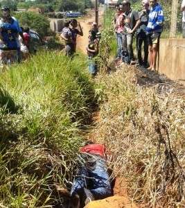 Jovem de 23 anos &eacute; sequestrado e executado com 8 tiros de pistola