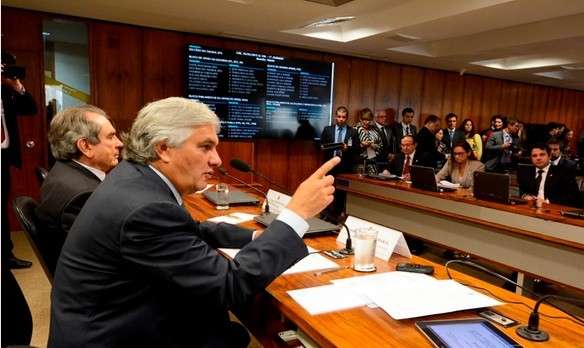 Eleito presidente da CAE, Delc&iacute;dio destaca reforma do ICMS e d&iacute;vidas dos estados