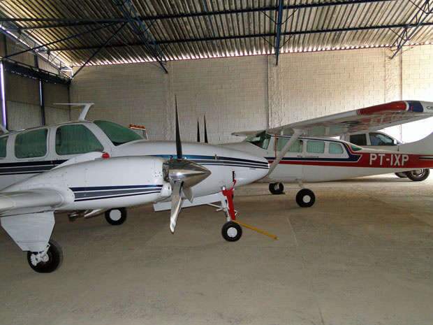  Pol&iacute;cia federal encontra 650 mil d&oacute;lares e droga em aeronave doada para os bombeiros
