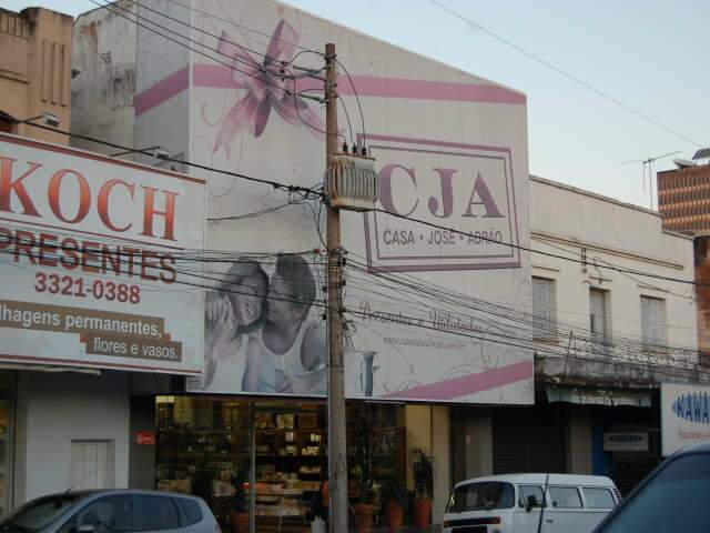  Com espa&ccedil;o democr&aacute;tico, 14 de Julho comemora centen&aacute;rio com comerciantes para todas as classes sociais 