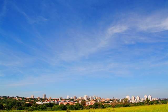 Dia amanhece frio e claro com m&iacute;nima de 7&deg;C na Capital e 3&deg;C no interior