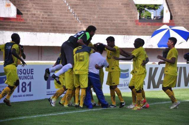 Seis jogos acontecem amanh&atilde; pela 2&ordf; rodada do Estadual