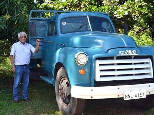 Policial civil aposentado morre ao ser atropelado pela pr&oacute;pria caminhonete 