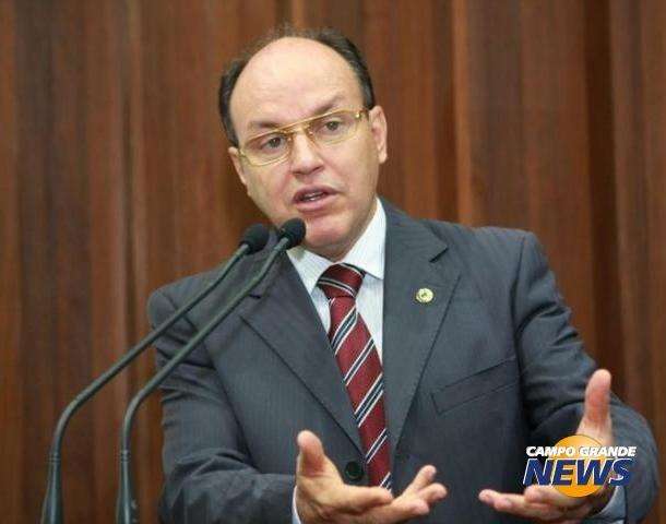 Mochi diz que PMDB est&aacute; fechado e an&uacute;ncio deve sair dia 10 de setembro