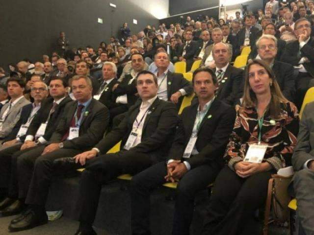 Marquinhos pede a presidenci&aacute;veis aumento nos repasses federais a munic&iacute;pios