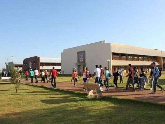 Candidatos tem at&eacute; setembro para pedir isen&ccedil;&atilde;o de taxa do vestibular da UFGD 
