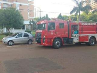 Vazamento de g&aacute;s encanado assusta moradores de condom&iacute;nio residencial