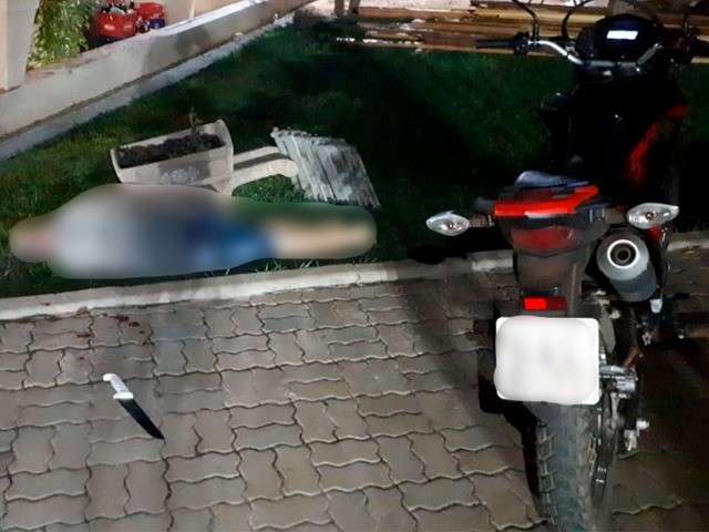 Suspeito de matar homem com tiro na cabe&ccedil;a em rancho se entrega &agrave; pol&iacute;cia