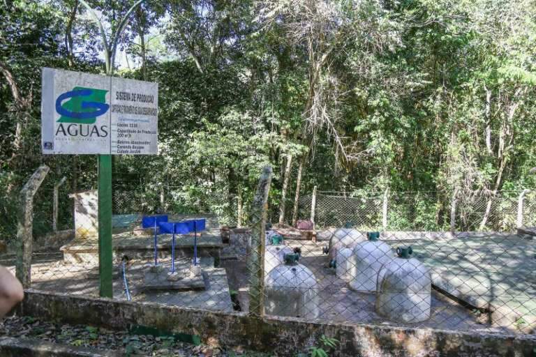 Sistema de tratamento de água, hoje desativado, que fica utilizado no Parque Estadual do Prosa foi utilizado para abastecer dois bairros e atendia cerca de 10 mil moradores. (Foto: Fernando Antunes) 