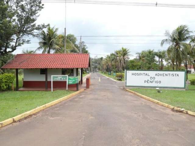 Hospital do P&ecirc;nfigo fecha pronto-socorro e pega pacientes de surpresa