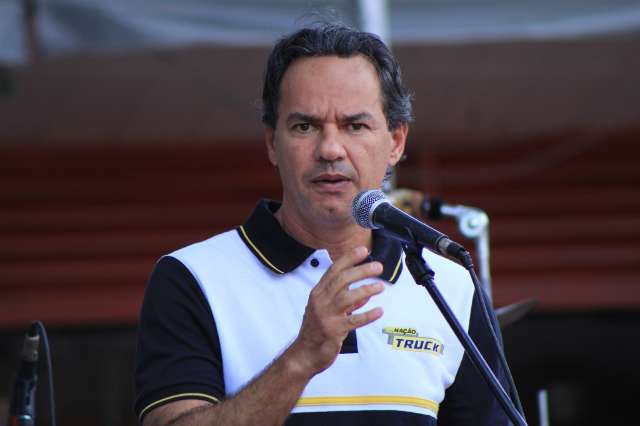 Nenhum secret&aacute;rio se manifestou sobre sair para elei&ccedil;&atilde;o, diz prefeito