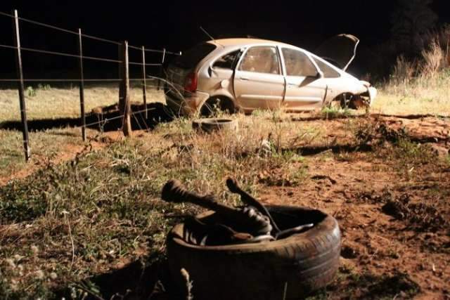 Condutor embriagado dorme ao volante e capota carro na MS-276