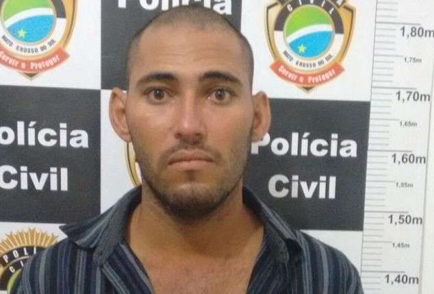 Preso acusado de matar homem a golpes de faca no pesco&ccedil;o  