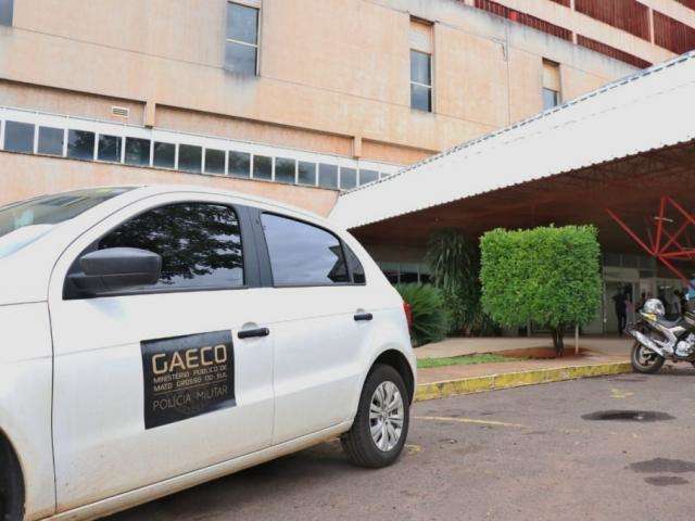 Alvo de opera&ccedil;&atilde;o do Gaeco destr&oacute;i celular e atribui culpa a trator