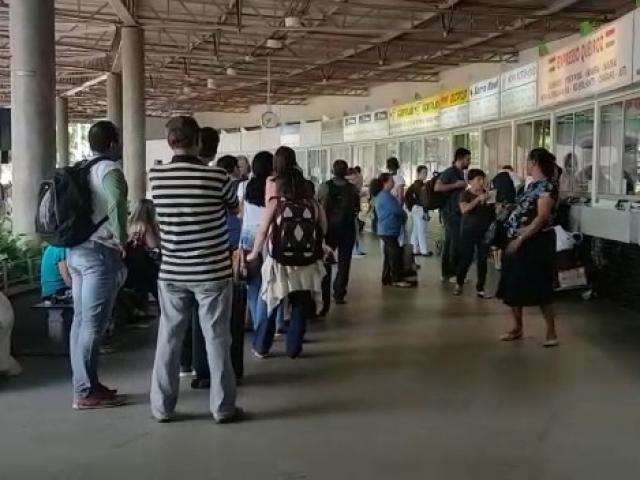 Rodovi&aacute;ria movimentada: 27 mil passam pelo terminal neste feriad&atilde;o