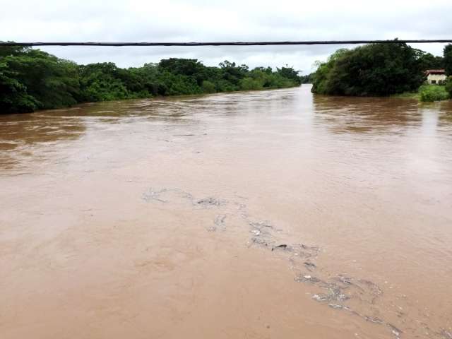 Chuva constante coloca quatro rios do Estado em n&iacute;vel de alerta, diz Imasul