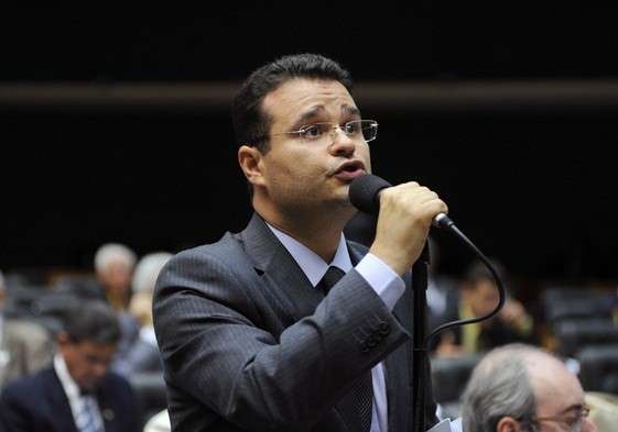 Para reduzir assassinatos, deputado defende Estado mais presente na fronteira