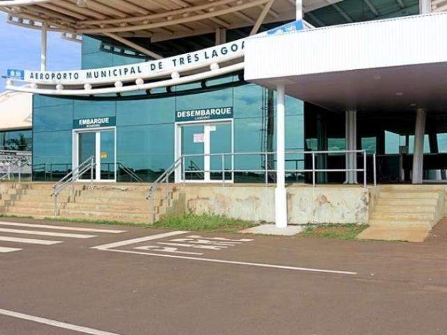 Com um voo por dia, aeroporto receber&aacute; 15 novos hangares