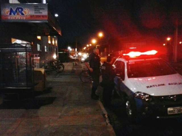 Bandidos roubam pulseira avaliada em R$ 6 mil durante assalto em MS