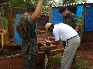 Trabalho de combate ao mosquito da dengue em aldeias de Dourados durou quatro dias (Foto: Divulgação)