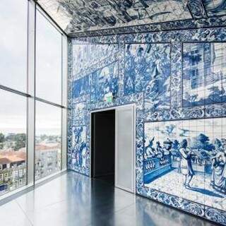 Casa da Música, Porto, Portugal. Projeto de Rem Koolhaas. (Fellipe Lima)