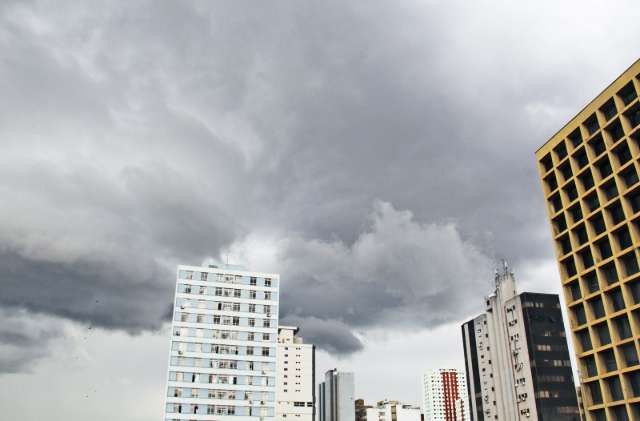 Quarta-feira de temperatura amena, tempo nublado e possibilidade de chuva em MS