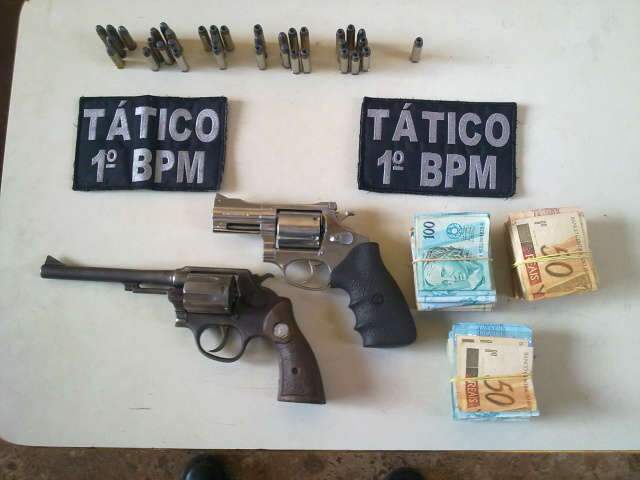  Pol&iacute;cia flagra grupo armado no Tijuca, em Campo Grande